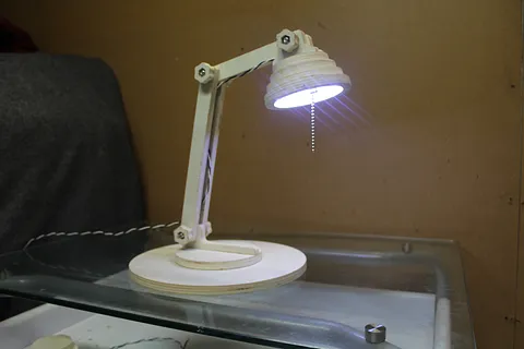Desk lamp