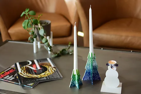 Interlocking Tree Candlesticks