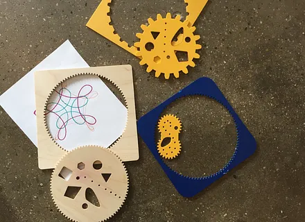 Spiral Drawing Toy