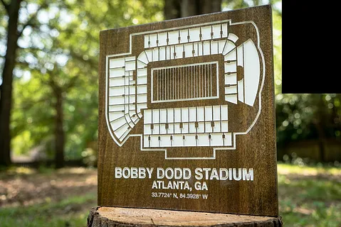 Bobby Dodd Wooden Sign