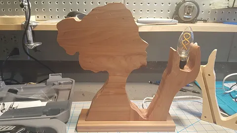Woman Silhouette Lamp Carvey Version