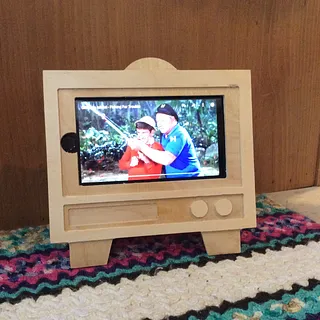 iPhone TV Stand