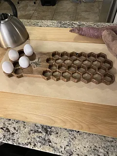 Honeycomb Egg Trivet