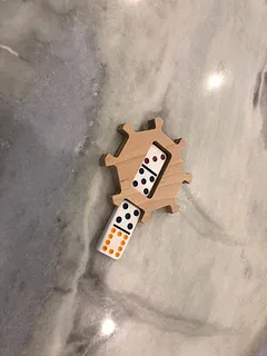 Domino Train Hub