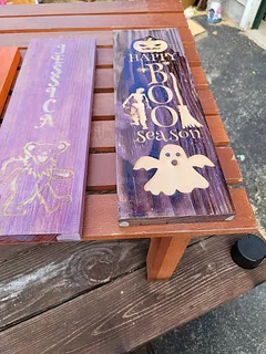 Halloween sign 