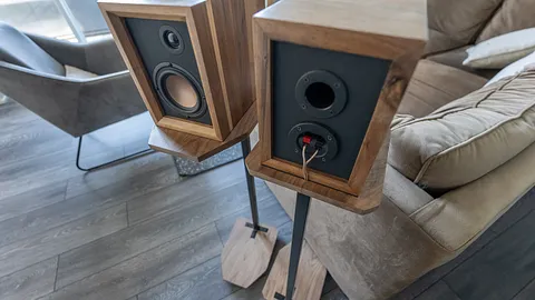 Zac Builds Speaker Stands